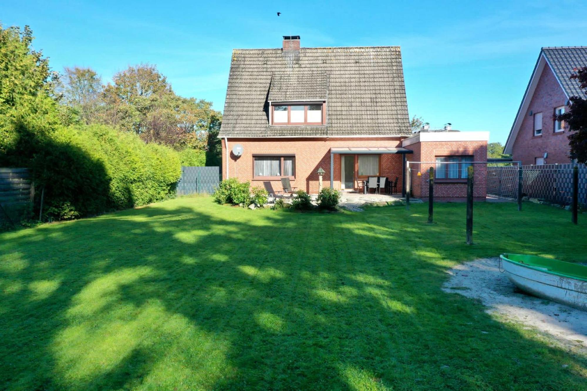Moderne Ferienwohnung Brazil im EG mit eingezäuntem Garten und Terrasse in Südwestlage! Aurich Exterior foto