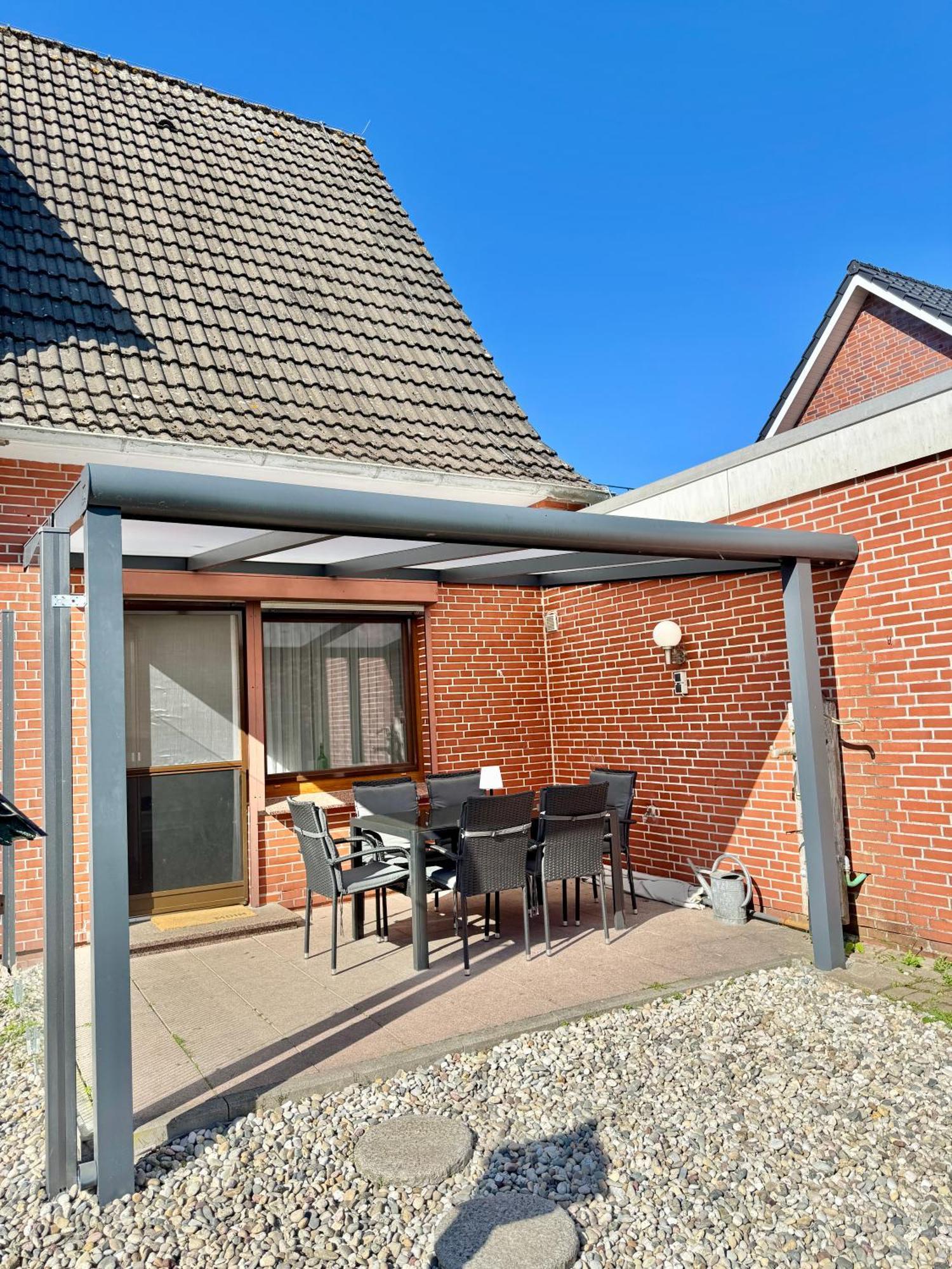 Moderne Ferienwohnung Brazil im EG mit eingezäuntem Garten und Terrasse in Südwestlage! Aurich Exterior foto